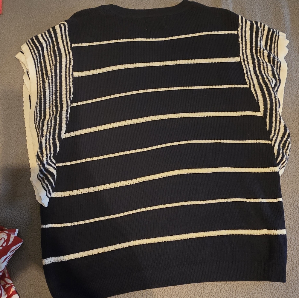 Andree By Unit Sweater Size 1x Like New - image 2